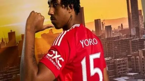 不来梅逆转战平，斯赫米德精准射门定乾坤